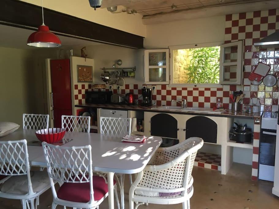 Gite Des Amis Domaine De Mas Caron Caromb 外观 照片